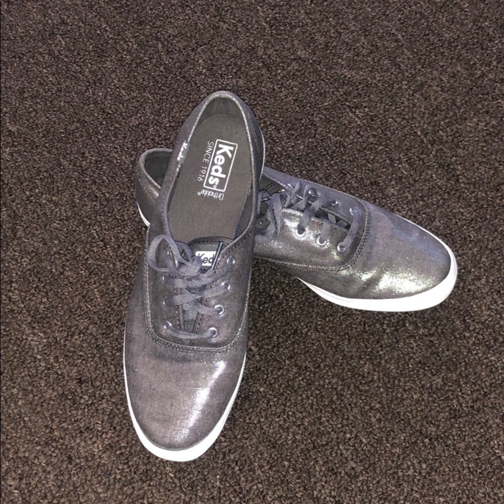 Gunmetal Keds tenis shoes